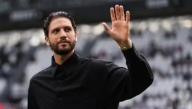 拉什福德梅开二度世界波，率曼联逆转取胜展现关键先生风采